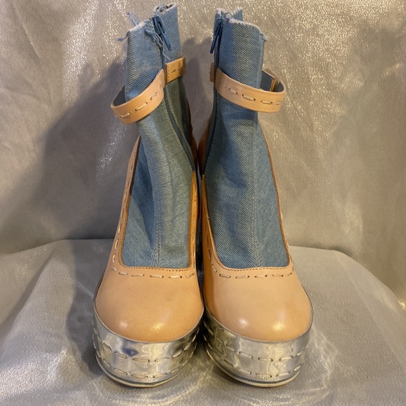 Jeffrey Campbell Chunky Booties - Picture 3 of 9